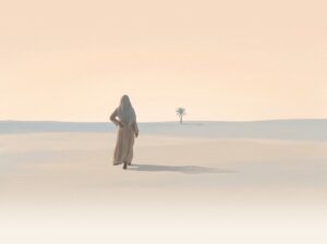 Une femme voilée, de dos, marche seule dans le désert vers un palmier lointain